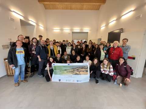 Foto di gruppo di tutti i partner del progetto