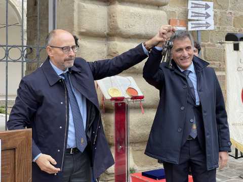 Passaggio delle chiavi di Ateneo dal prof. Pettinari al prof. Leoni