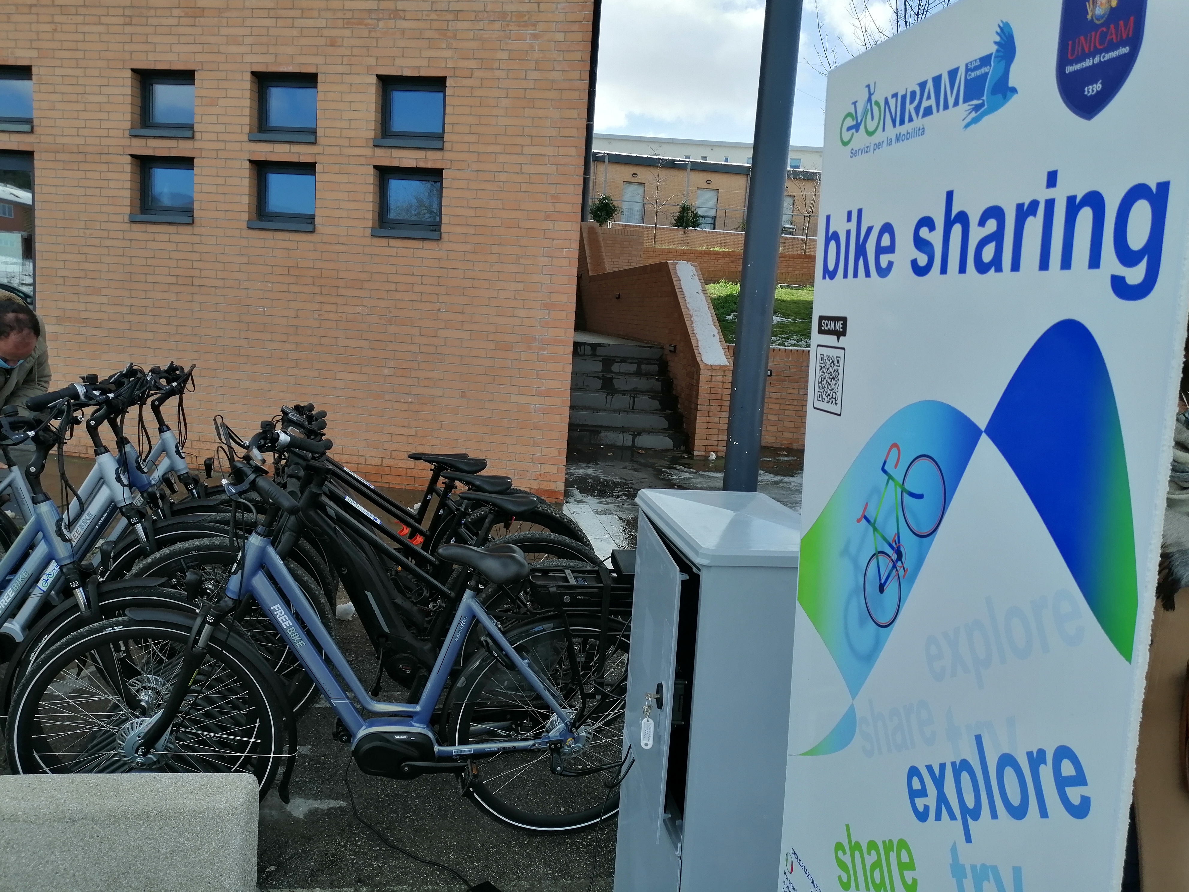 bike sharing - biciclette elettriche