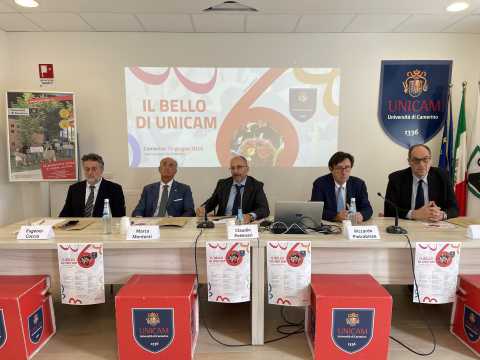 Il tavolo dei relatori