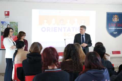 Il saluto del Rettore Unicam Graziano Leoni